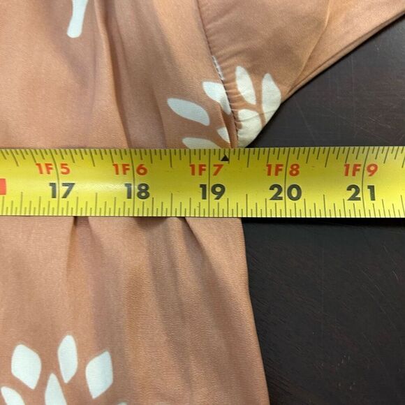 Dolan Left Coast Anthropologie Alvia Peasant Top V Neck Women’s Size S - Picture 10 of 13